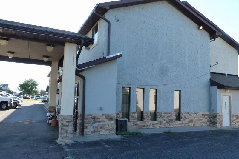 Travelodge Yankton Exterior foto